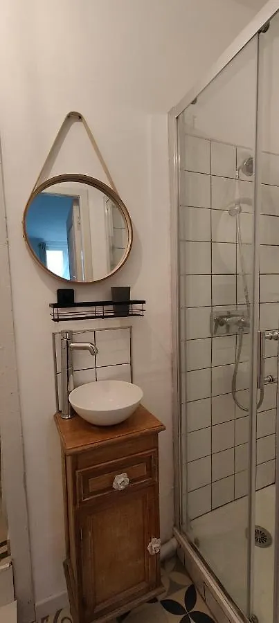 Appartement Studio Condom Διαμέρισμα